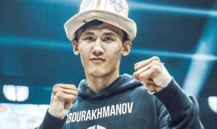 Самат Абдырахманов проиграл бой на турнире IBA Bare Knuckle в Москве