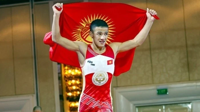 Борцы из Кыргызстана принимают участие в чемпионате мира в Греции