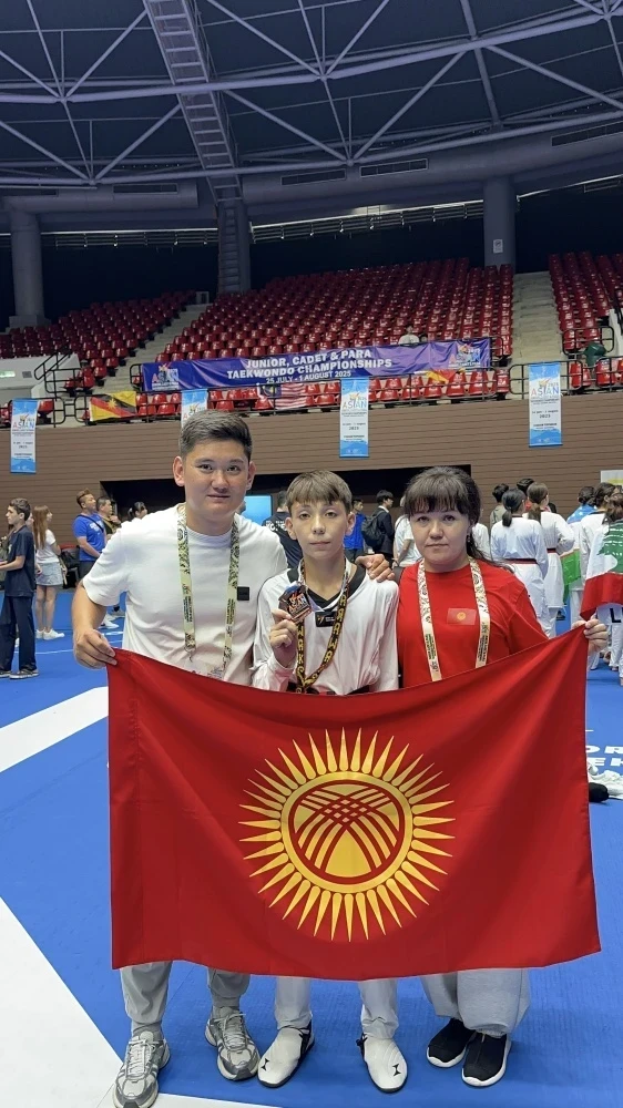 Эржан Кемелов завоевал бронзу на чемпионате Азии по таэквондо среди кадетов