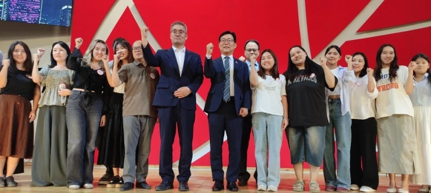 Победитель конкурса Quiz on Korea in Kyrgyzstan представит страну в Сеуле