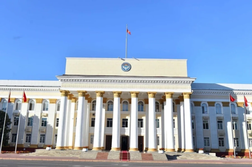 Здания старого Дома правительства и Верховного суда лишили статуса памятников культуры