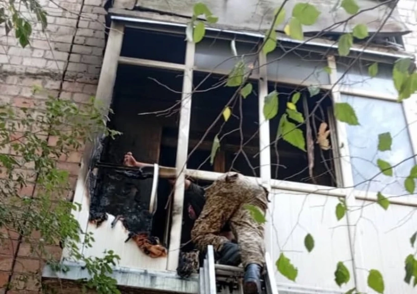 В результате пожара в квартире в Токмаке погибла женщина