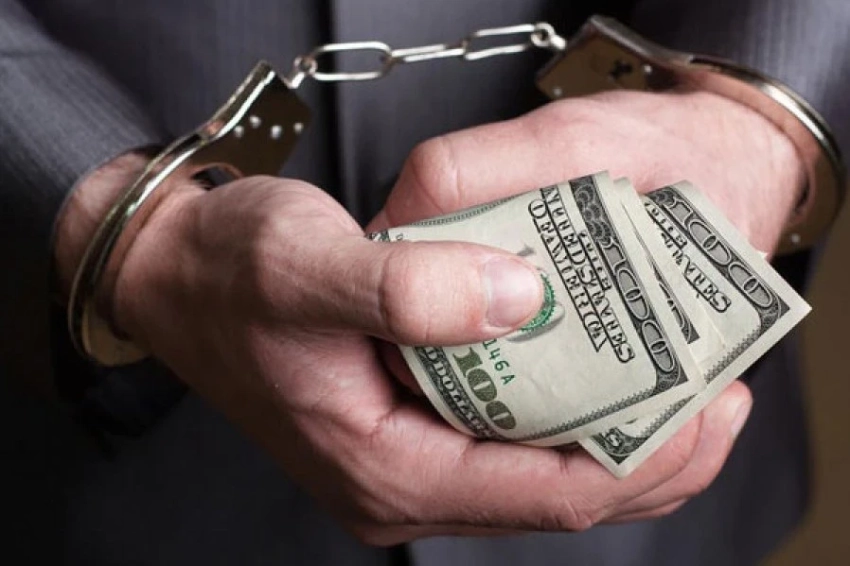 МВД Кыргызстана выявило масштабную коррупционную схему при ввозе скутеров из Китая. Подделывали документы и занижали объем двигателей