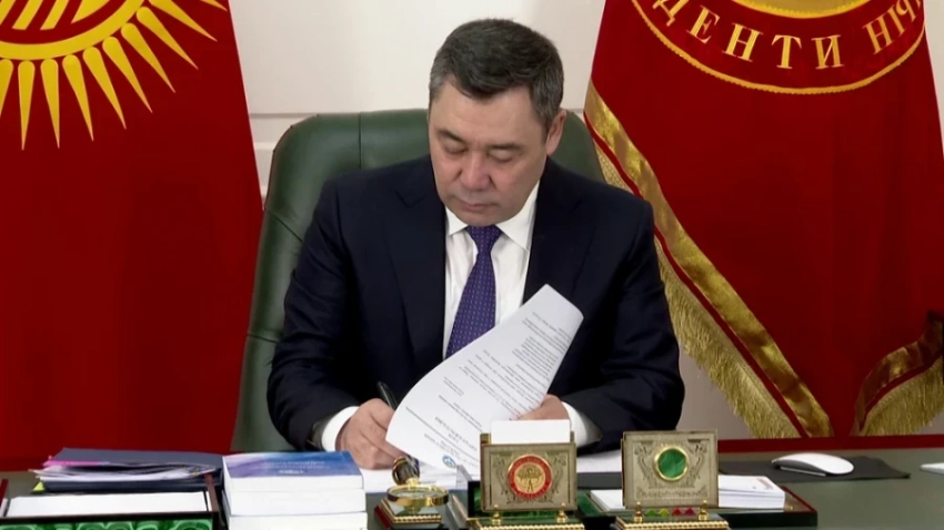 Садыр Жапаров подписал новый Земельный кодекс