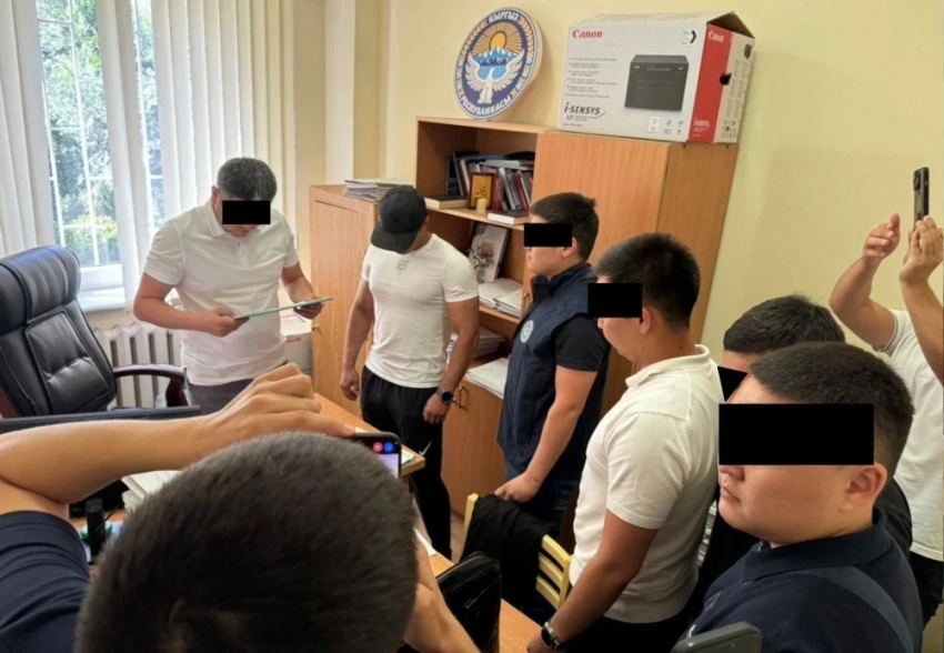 Судья Октябрьского райсуда подозревается в домогательствах к секретарю