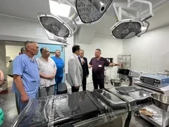 Эркин Чечейбаев проверил подготовку к трансплантации печени в Национальном хирургическом центре