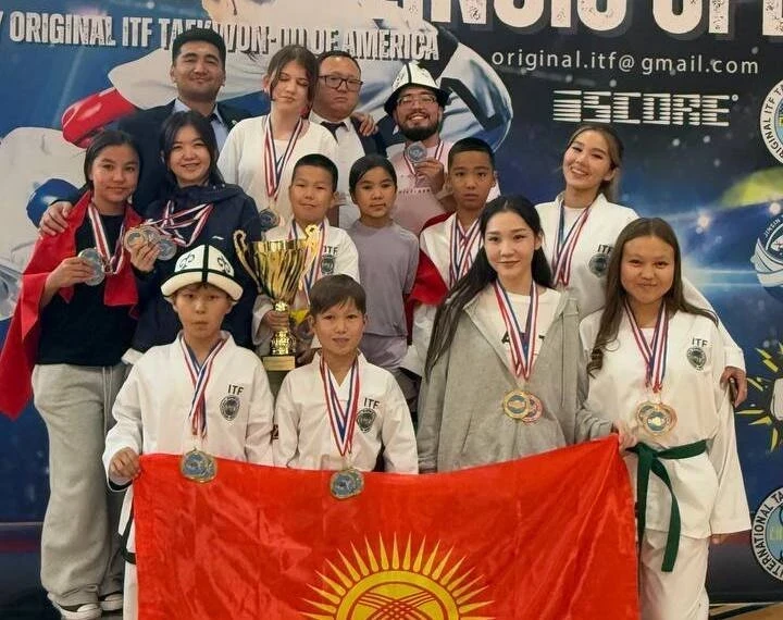 Кыргызстанцы выиграли командное серебро на турнире по таэквондо ITF в США