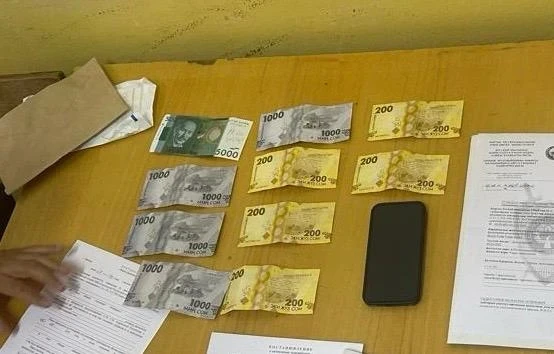 Иностранца задержали в здании ГУВД Бишкека при попытке дать взятку милиционеру