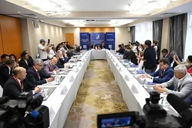 Рост ВВП, увеличение экспорта в 3 раза. Амангельдиев выделил ключевые достижения членства КР в ЕАЭС