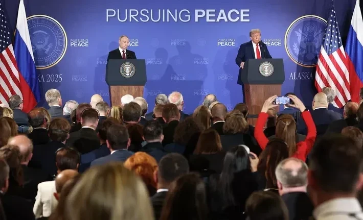 Историческая встреча: на Аляске завершились переговоры Путина и Трампа