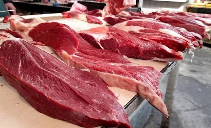 Контролировать цены на мясо и реагировать на завышения поручил глава Минсельхоза КР