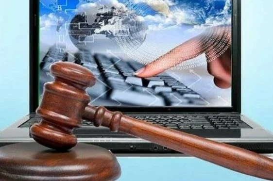 Для борьбы с коррупцией и бюрократией в Узбекистане внедрят "Цифровой суд"