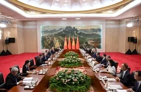 Садыр Жапаров рассказал Си Цзиньпину о крупных инвестиционных проектах, реализуемых в Кыргызстане