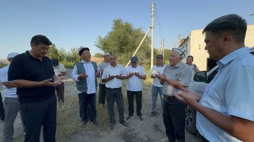 В Баткене модернизируется насосная станция "Ак-Турпак"