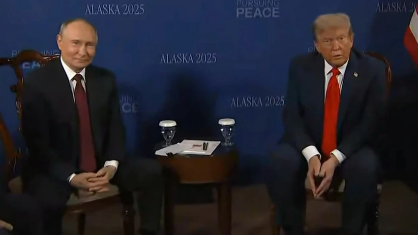 На Аляске начались переговоры Трампа и Путина в формате «три на три»