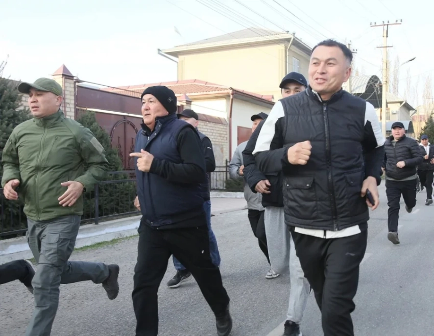 Устал от пробежек с мэром. Уволился глава «Ош-Тазалык»