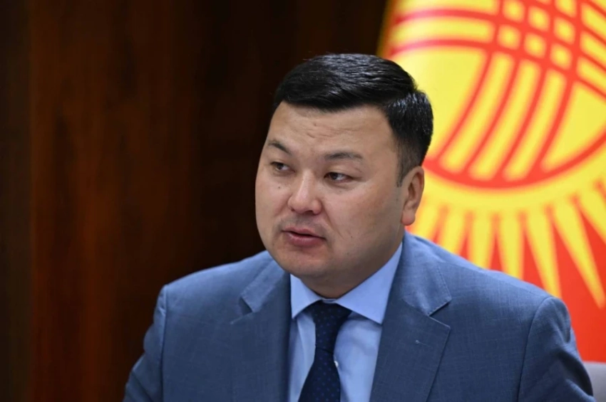 Министр юстиции разъяснил свои слова о выплате чаевых врачам