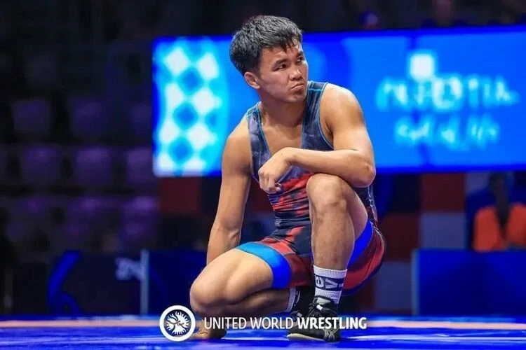Эрназар Акматалиев выиграл бронзу чемпионата мира