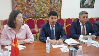 ТПП КР и делегация из Яньцзяна обсудили сотрудничество в сфере производства ножей и ножниц