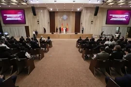 Лучшие представители своих профессий удостоены Почетных грамот кабмина – фото