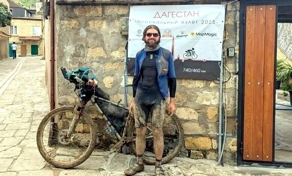 Влад Подофедов выиграл экстремальную велогонку в Дагестане