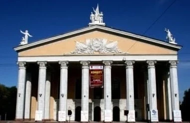 Театр оперы и балета КР представил свой октябрьский репертуар