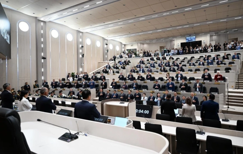 С 2026 года депутаты Жогорку Кенеша будут голосовать по отпечатку пальца