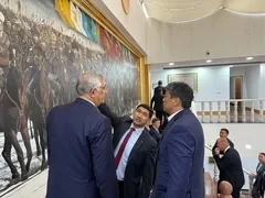 Бакыт Торобаев ознакомился с деятельностью университета «Манас»