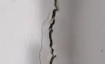 В Кыргызстане в результате землетрясения повреждены дома и соцобъекты