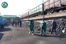 Предприятиям Бишкека напомнили о запрете продажи рассыпного угля