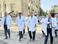 Бакыт Торобаев проверил работу Центра ветеринарной диагностики и экспертизы