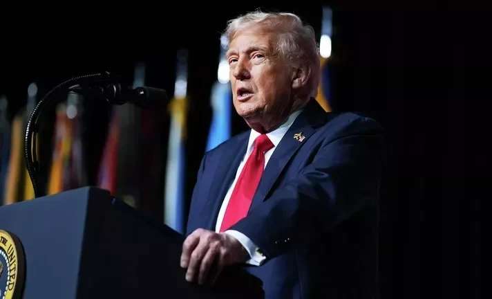 Трамп прокомментировал новый торговый конфликт с Китаем