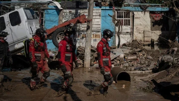 Число погибших в результате наводнений в Мексике возросло до 64 человек, 65 пропали без вести