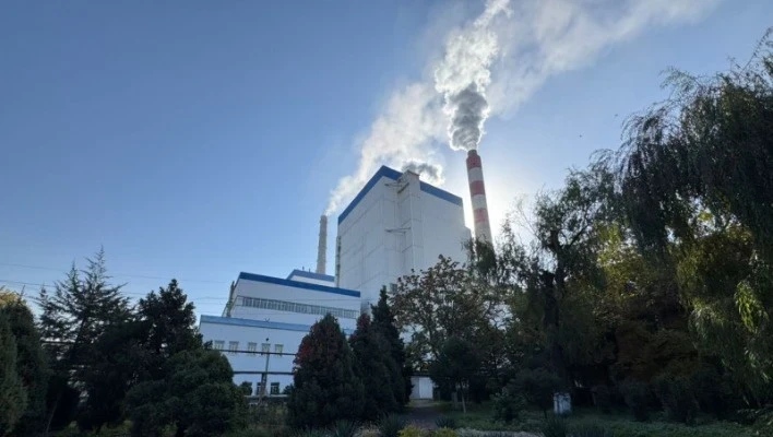 На ТЭЦ Бишкека снова запустили систему очистки дымовых газов от сернистых соединений