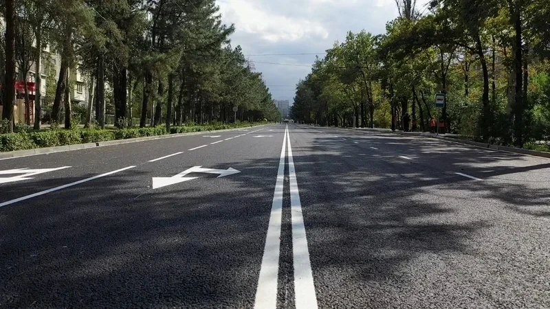 До конца года в Бишкеке отремонтируют 14 улиц, ещё 5 завершат в 2026 году