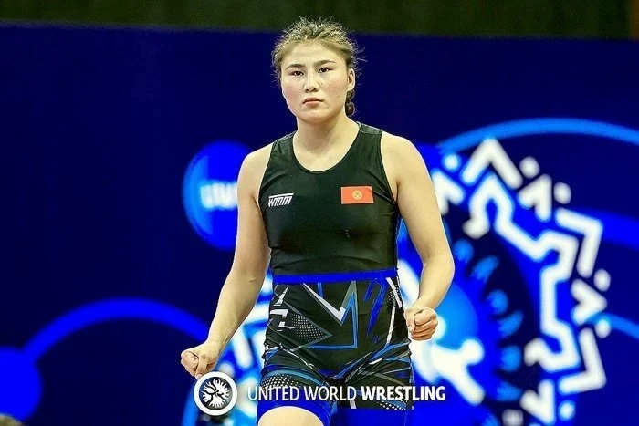 Гулнура Таштанбекова завоевала бронзу молодежного чемпионата мира по борьбе