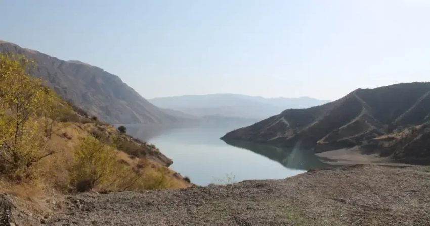 Ведутся подготовительные работы устройства водозаборного сооружения Папанской ГЭС