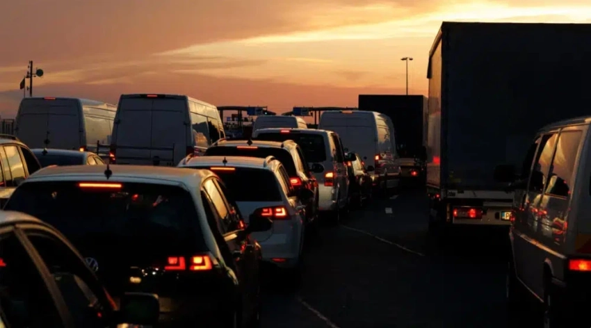 Казахстан обратился в Евразийскую экономическую комиссию из-за заторов на границе с РФ