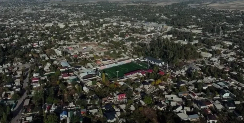 В Сокулуке открыт новый спортивный комплекс с современным стадионом