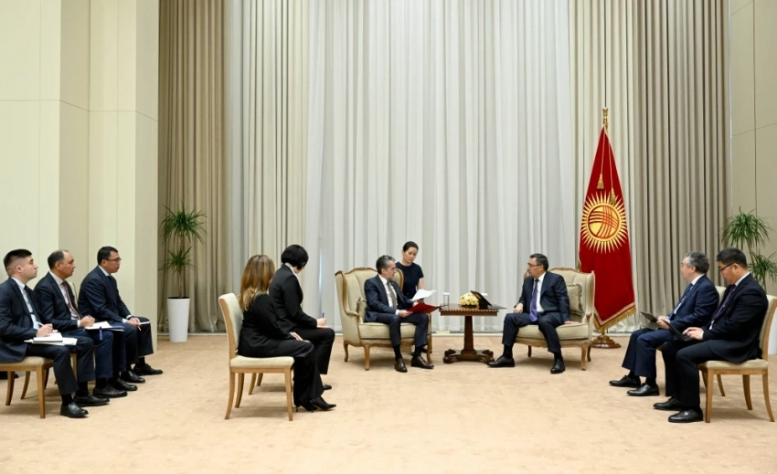 Садыр Жапаров принял посла Швейцарии в Кыргызстане Сироко Мессерли