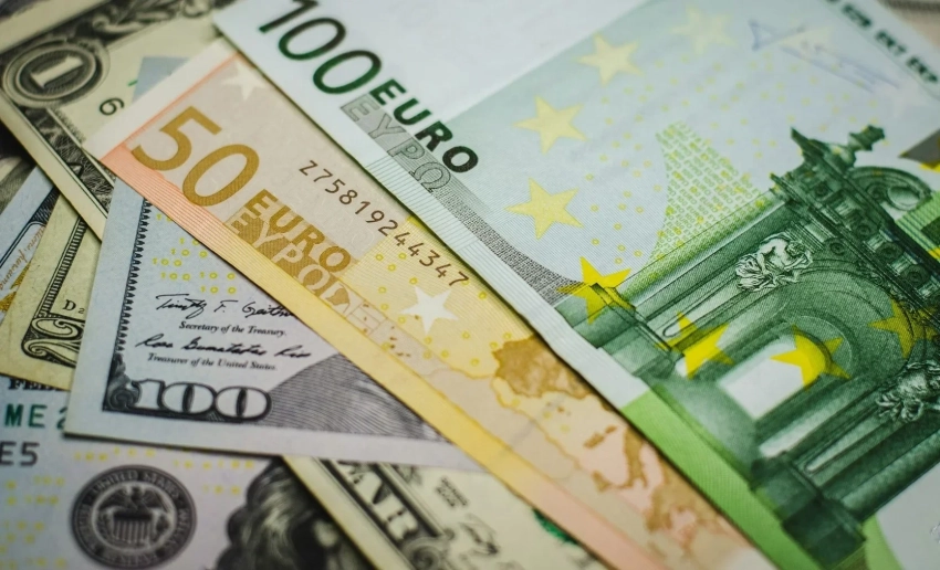 Курс валют на 14 октября