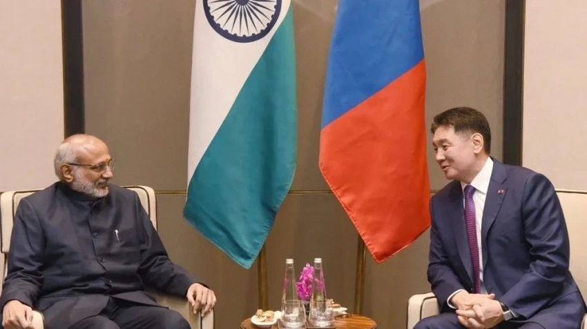 Вице-президент Индии встретился с президентом Монголии