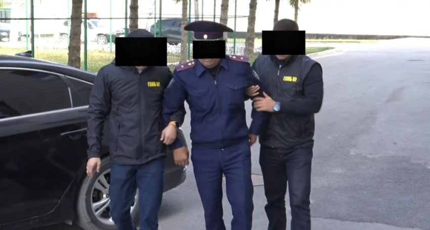 В Нарыне задержан начальник ООБДД, подозреваемый в мошенничестве