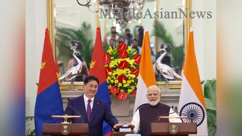 Президент Монголии и премьер-министр Индии обсудили уран, оборону и НПЗ