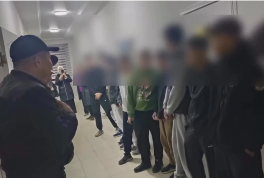 Школьники устроили массовую драку в Токмаке