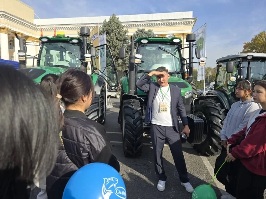 В Бишкеке проходят выставка "АгроТехЭкспо-2025" и ярмарка "Золотая осень"