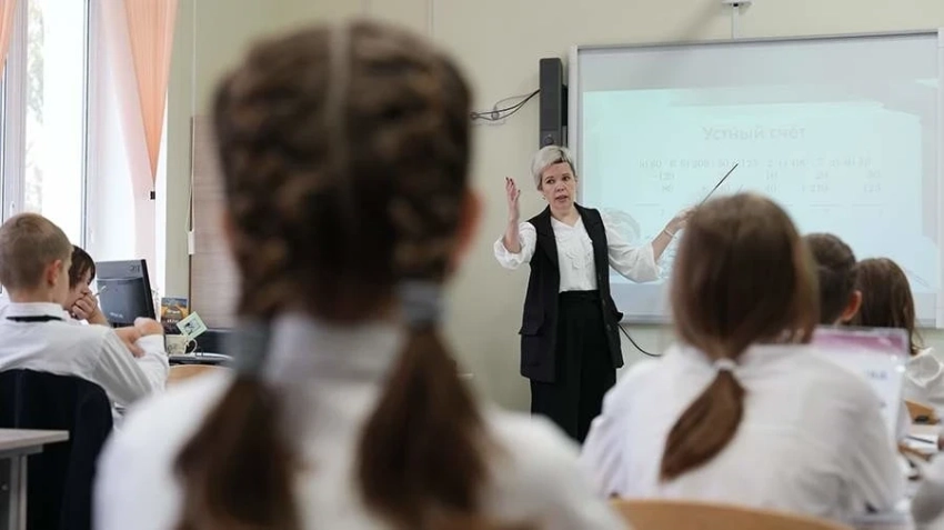 В России предложили ввести 12-летнее обучение в школах