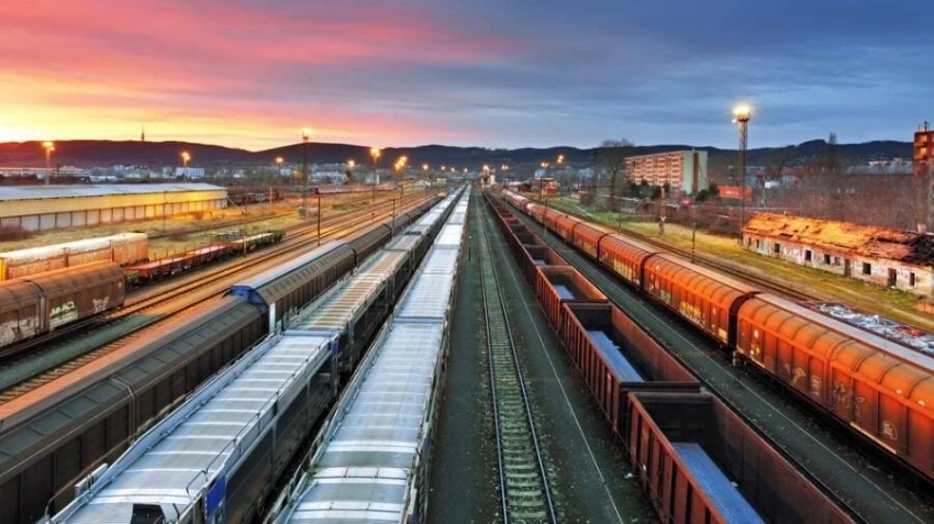 Казахстан хочет стать транзитным хабом Евразии. Какие препятствия есть на пути?