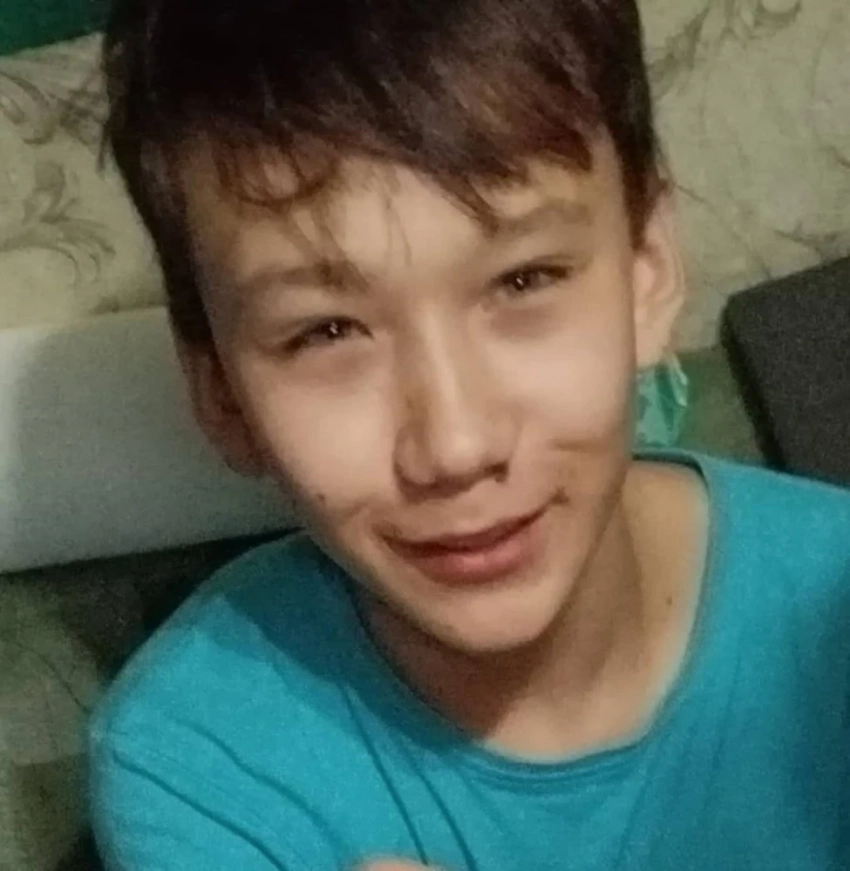 В Бишкеке разыскивают 14-летнего Алексея Рогозина, пропавшего в районе кинотеатра "Манас"