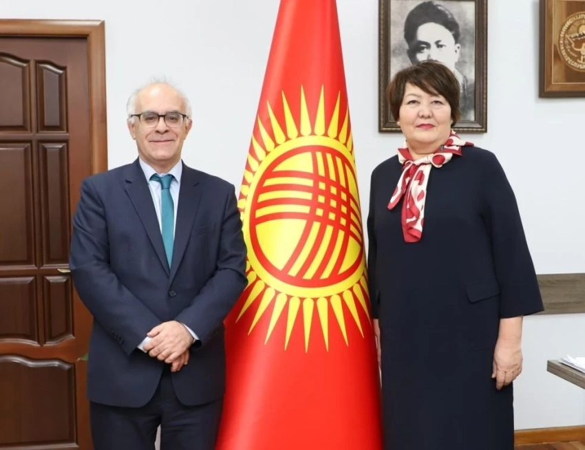 Франция и Кыргызстан договорились развивать преподавание французского языка